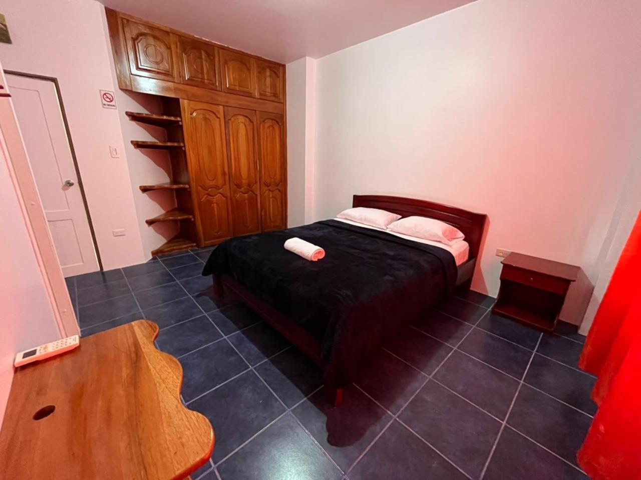 Hostal Neptuno - Poseidon Puerto Villamil Exterior foto